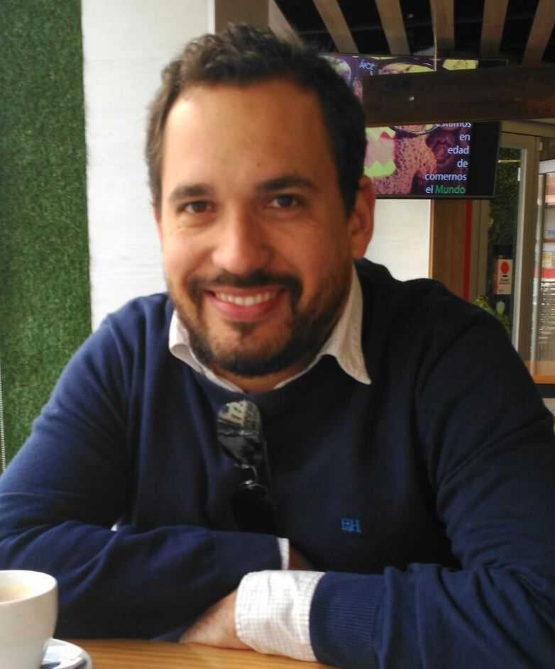 speaker: Dr. David Martín López